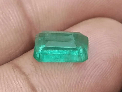 2.74ct Intense Green Emerald GSI Certified - SMSGEMS 