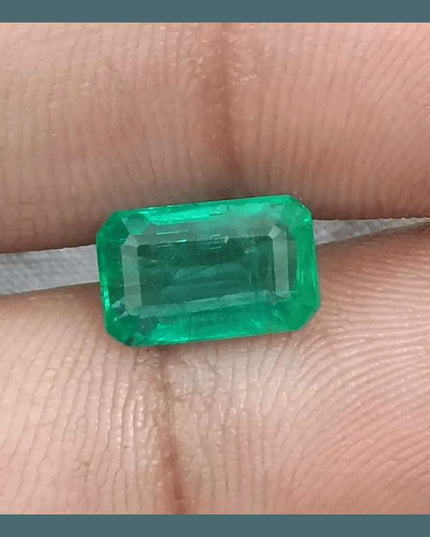 2.74ct Intense Green Emerald GSI Certified - SMSGEMS 