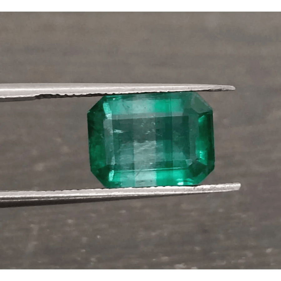 GSI Certified 2.78ct Vibrant Green (color Zoned) Emerald, 100% Natural Earth Mined Gemstone. - SMSGEMS 