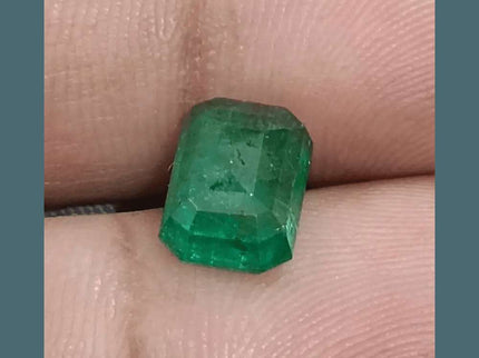 GSI Certified 2.96ct Deep Leaf Green Emerald, 100% Natural Gemstones - SMSGEMS 