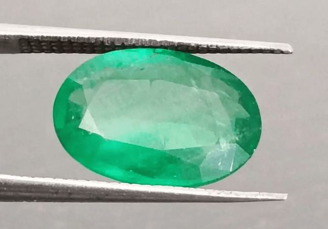 GSI Certified 2.97ct Vivid Green Swat Emerald, Natural Gemstone - SMSGEMS 
