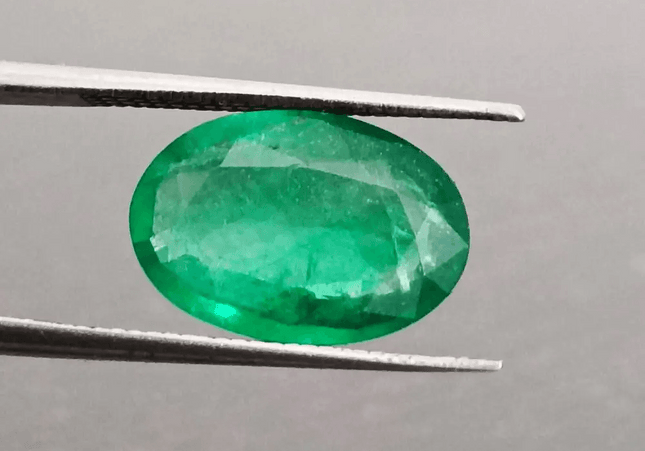 GSI Certified 2.97ct Vivid Green Swat Emerald, Natural Gemstone - SMSGEMS 