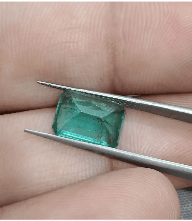 GSI Certified 3.05ct Zambian Emerald, 100% Natural Gemstone - SMSGEMS 