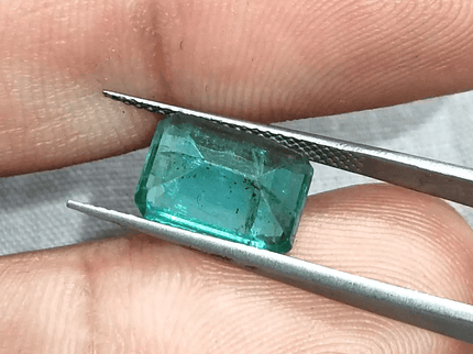 GSI Certified 3.05ct Zambian Emerald, 100% Natural Gemstone - SMSGEMS 