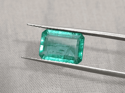 GSI Certified 3.05ct Zambian Emerald, 100% Natural Gemstone - SMSGEMS 
