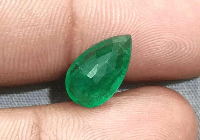 GSI Certified 3.06ct Velvet Green Emerald Natural Earth Mined Gemstone - SMSGEMS 