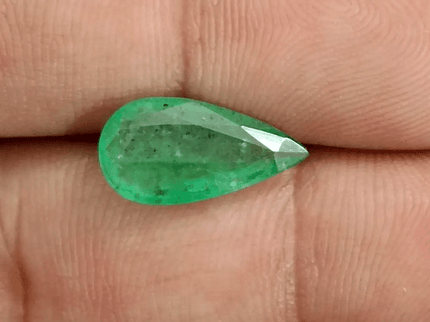 GSI Certified 3.06ct Velvet Green Emerald, Natural Earth mined Gemstone - SMSGEMS 