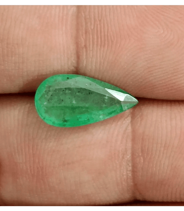 GSI Certified 3.06ct Velvet Green Emerald, Natural Earth mined Gemstone - SMSGEMS 