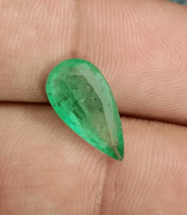 GSI Certified 3.06ct Velvet Green Emerald, Natural Earth mined Gemstone - SMSGEMS 