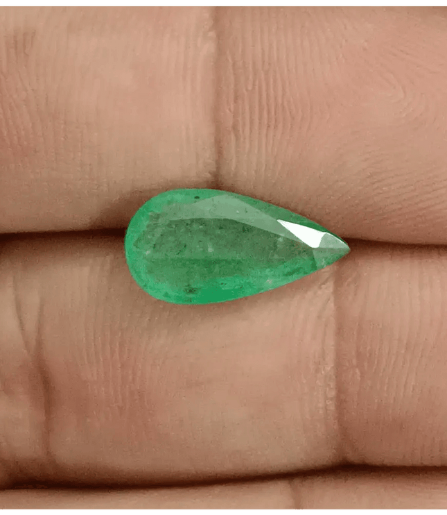GSI Certified 3.06ct Velvet Green Emerald, Natural Earth mined Gemstone - SMSGEMS 