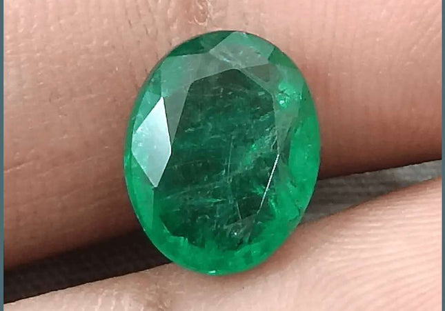 3.19ct Medium Deep Vivid Green Emerald - SMSGEMS 
