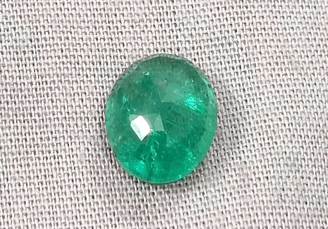 3.19ct Medium Deep Vivid Green Emerald - SMSGEMS 