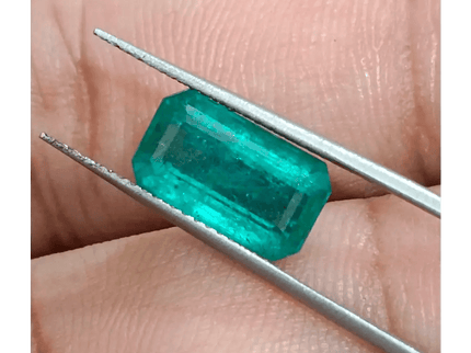 GSI Certified 3.24ct Zambian Emerald , 100% Natural Earth Mined Gemstone. - SMSGEMS 