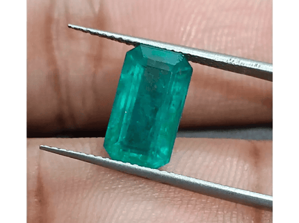 GSI Certified 3.24ct Zambian Emerald , 100% Natural Earth Mined Gemstone. - SMSGEMS 