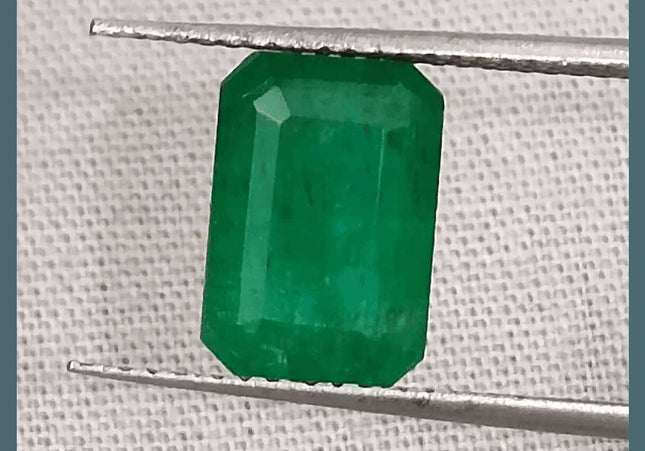 GSI Certified 3.29ct Deep Velvet Green Emerald, Natural Gemstone - SMSGEMS 