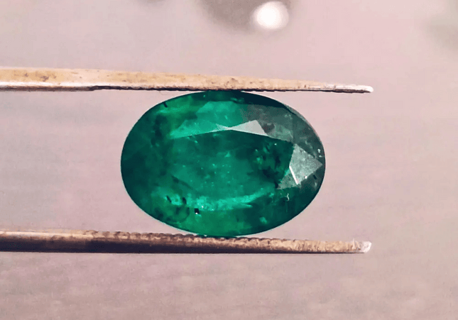 GSI Certified 3.30ct Deep Vibrant Green Zambian Emerald, Natural Gemstone - SMSGEMS 