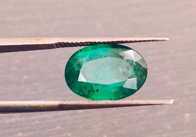 GSI Certified 3.30ct Deep Vibrant Green Zambian Emerald, Natural Gemstone - SMSGEMS 