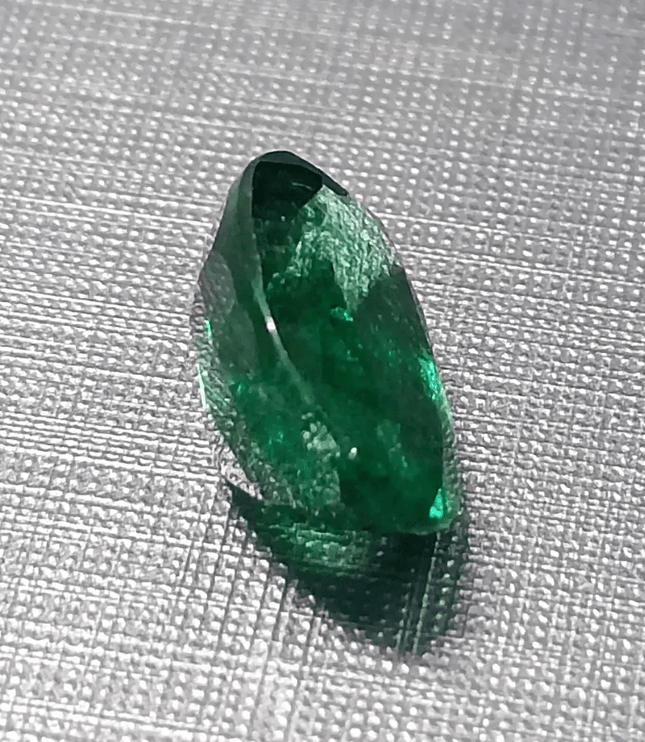 GSI Certified 3.33ct Full Luster Deep Green Zambian Emerald , Natural Earth Mined Gemstone. - SMSGEMS 