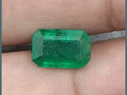 3.38ct Velvet Green Emerald GSI Certified - SMSGEMS 