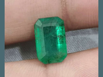 3.38ct Velvet Green Emerald GSI Certified - SMSGEMS 