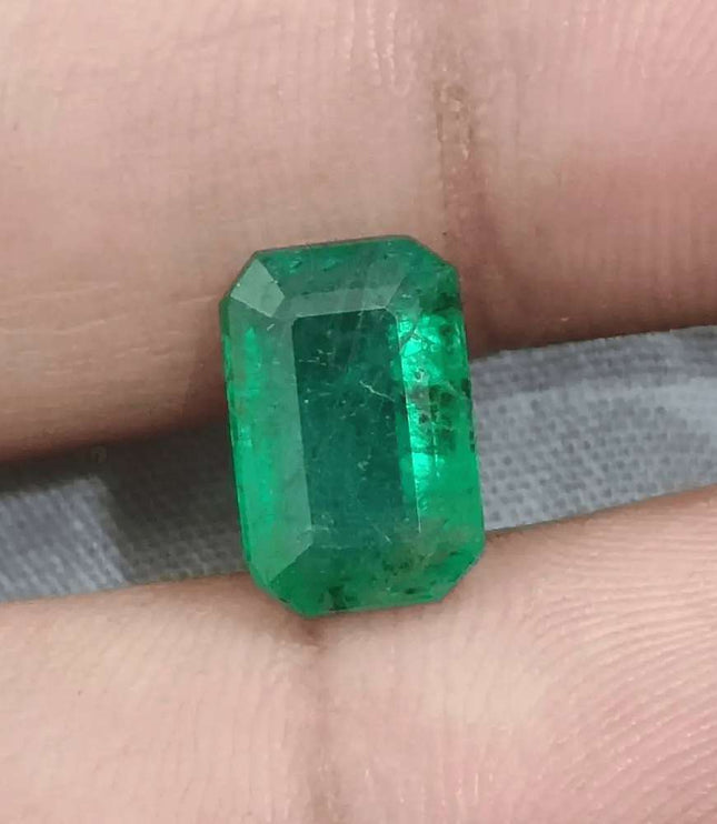 3.38ct Velvet Green Emerald GSI Certified - SMSGEMS 
