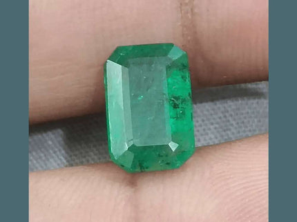 3.38ct Velvet Green Emerald GSI Certified - SMSGEMS 