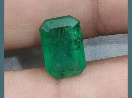 3.38ct Velvet Green Emerald GSI Certified - SMSGEMS 