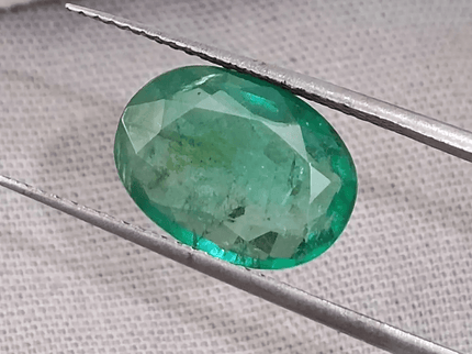 GSI Certified 3.40ct Zambian Emerald, 100% Natural Gemstone - SMSGEMS 