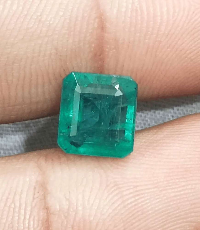 3.42ct Deep Green Emerald certified by GSI - SMSGEMS 