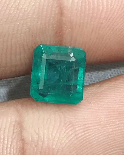 3.42ct Deep Green Emerald certified by GSI - SMSGEMS 