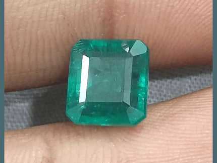 3.42ct Deep Green Emerald certified by GSI - SMSGEMS 