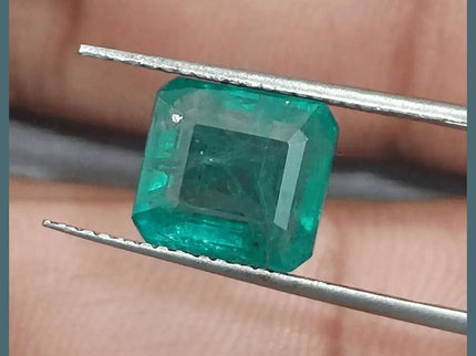 3.42ct Deep Green Emerald certified by GSI - SMSGEMS 