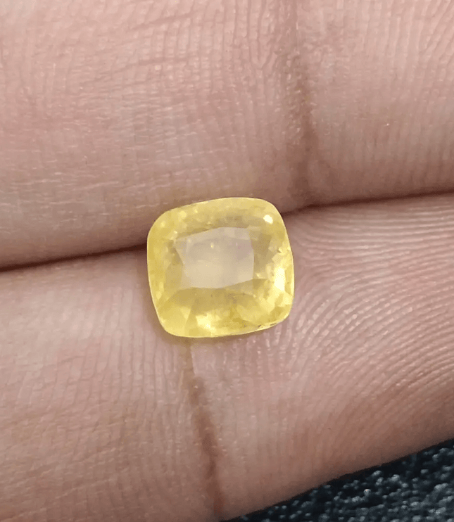 GSI Certified 3.48ct Vivid Yellow Sapphire, Natural untreated Gemstone - SMSGEMS 