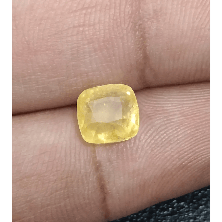 GSI Certified 3.48ct Vivid Yellow Sapphire, Natural untreated Gemstone - SMSGEMS 