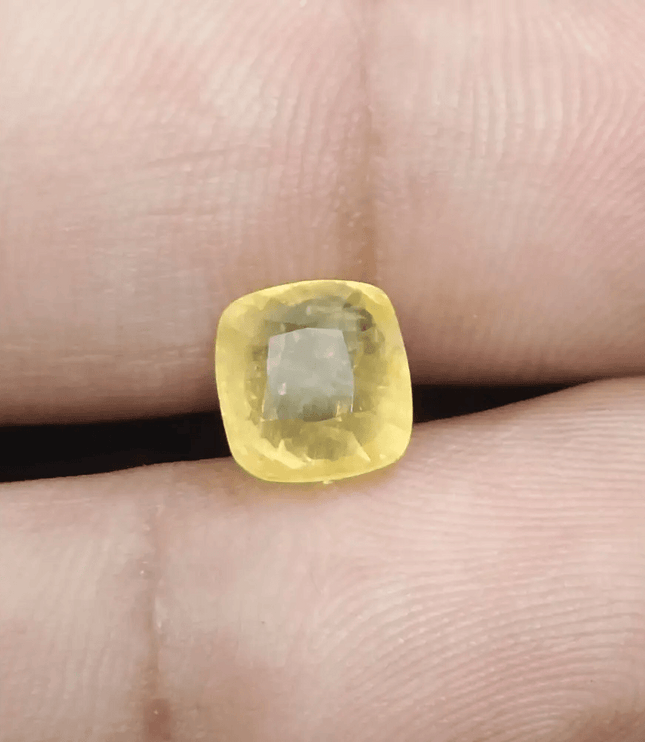 GSI Certified 3.48ct Vivid Yellow Sapphire, Natural untreated Gemstone - SMSGEMS 