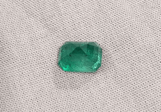 GSI Certified 3.51ct Zambian Emerald , 100% Natural Gem - SMSGEMS 