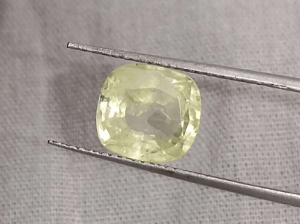 3.60ct Natural Ceylon Yellow Sapphire GSI Certified - SMSGEMS 