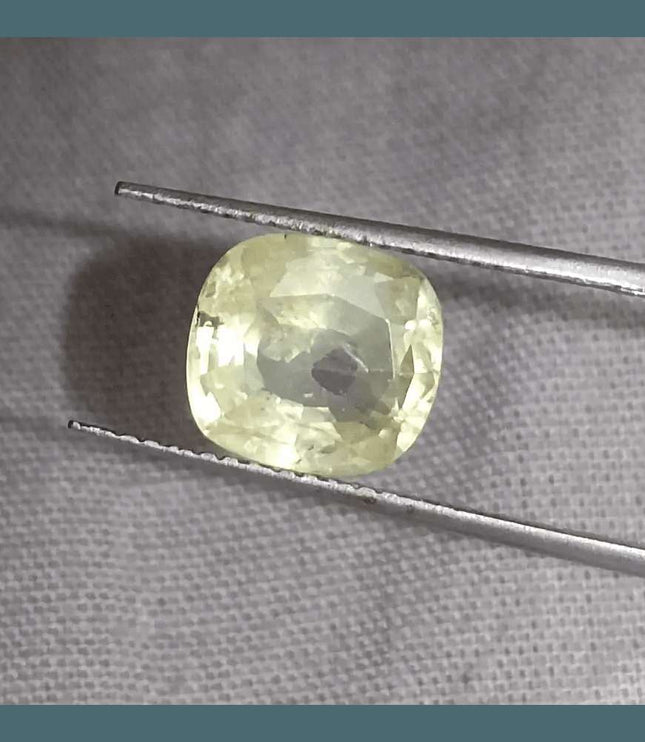 3.60ct Natural Ceylon Yellow Sapphire GSI Certified - SMSGEMS 