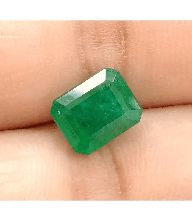 GSI Certified 3.67ct Medium Deep Green Zambian Emerald , Natural Earth Mined Gemstone. - SMSGEMS 