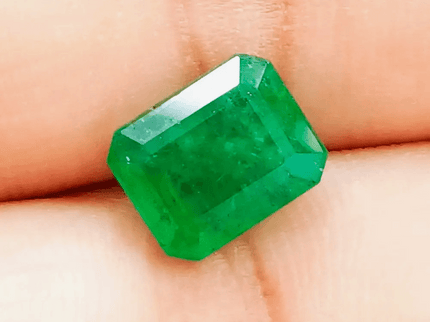 GSI Certified 3.67ct Medium Deep Green Zambian Emerald , Natural Earth Mined Gemstone. - SMSGEMS 