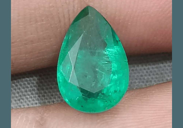 3.78ct GSI Certified Natural Deep Green Emerald - SMSGEMS 