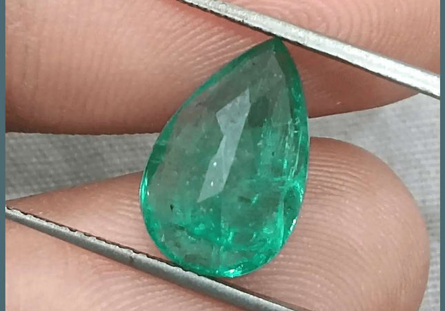 3.78ct GSI Certified Natural Deep Green Emerald - SMSGEMS 