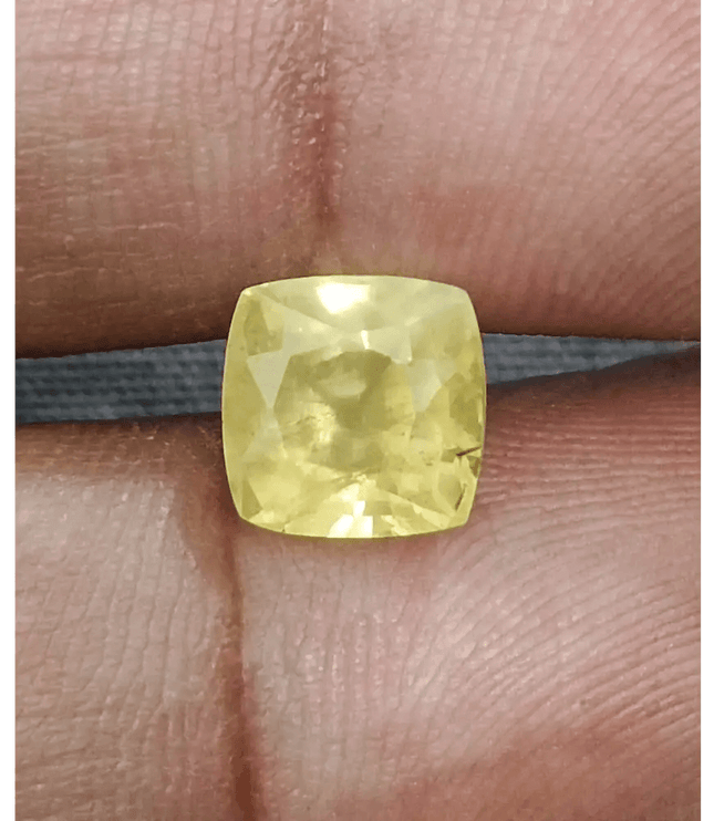 GSI Certified 3.85ct Vivid Yellow Sapphire, Natural Untreated Gemstone. - SMSGEMS 