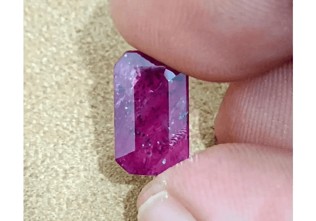 GSI Certified 4.04ct Maroon Red Ruby, Natural Gemstone - SMSGEMS 