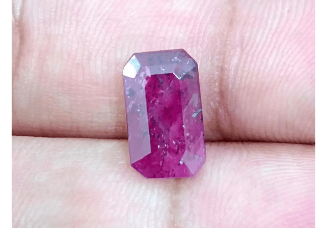 GSI Certified 4.04ct Maroon Red Ruby, Natural Gemstone - SMSGEMS 