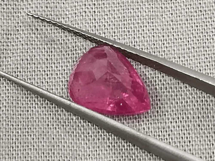 4.12ct Mozambique Ruby Natural Untreated Gemstone GSI Certified - SMSGEMS 