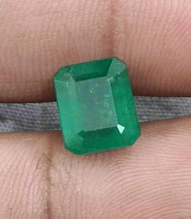 GSI Certified 4.17ct Velvet Green Emerald Natural Earth Mined Gemstone - SMSGEMS 
