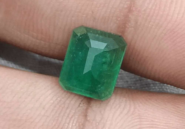 GSI Certified 4.17ct Velvet Green Emerald Natural Earth Mined Gemstone - SMSGEMS 