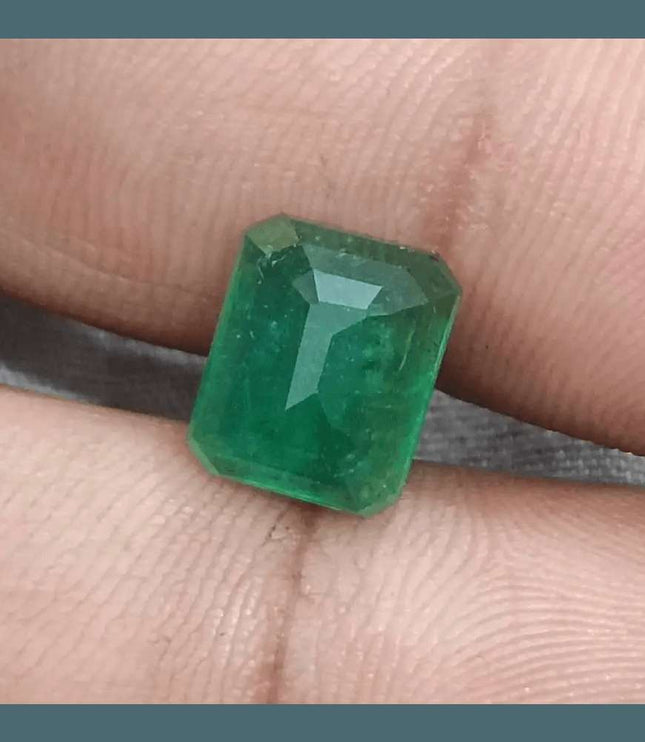 GSI Certified 4.17ct Velvet Green Emerald Natural Earth Mined Gemstone - SMSGEMS 