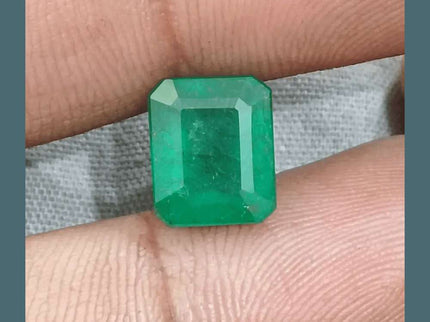 GSI Certified 4.17ct Velvet Green Emerald Natural Earth Mined Gemstone - SMSGEMS 